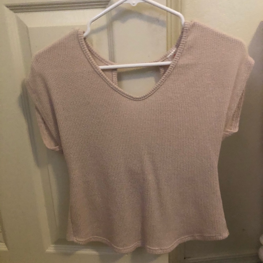 Cropped pink knot top
